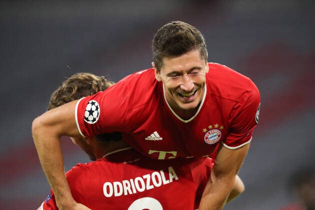 FC Bayern Munich Chelsea FC Robert Lewandowski FC Bayern Munich UEFA Championsleague Quarterfinal Return Match FC Bayern Munich Chelsea FC Season 2019 2020 Photo Stefan Matzke sampics Pool via Revierfoto Only for journalistic use Only for editorial use NO SECONDARY RE SALE WITHIN 48h AFTER KICK OFF Munich Bayern Germany Poolfoto Stefan Matzke sampics Pool via Revierfoto ,EDITORIAL USE ONLY