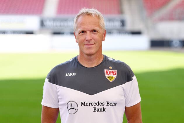 FOOTBALL 1 BUNDESLIGA SEASON 2020 2021 10 08 2020 Photo session at VfB Stuttgart Athletics Coach Oliver Bartlett VfB Stuttgart