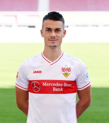 FOOTBALL 1 BUNDESLIGA SEASON 2020 2021 10 08 2020 Photo session at VfB Stuttgart Erik Thommy VfB Stuttgart