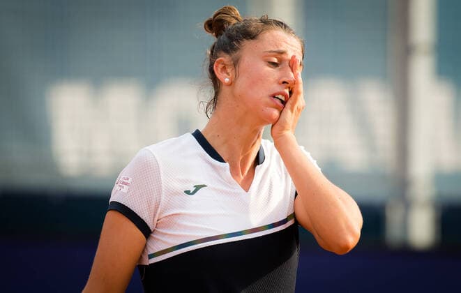 August 11, 2020, Prague, CZECH REPUBLIC: Sara Sorribes Tormo of Spain in action during the first round against Barbora Strycova of Czech Republic at the 2020 Prague Open WTA, Tennis Damen International tennis tournament Prague CZECH REPUBLIC - ZUMAa181 20200811_zaa_a181_125 Copyright: xRobxPrangex
