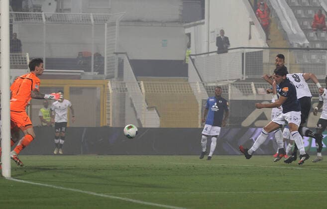 Photo LaPresse - Tano Pecoraro 11 August 2020 City La Spezia - (Italy) Soccer Spezia vs Chievo Italian Football Championship League BKT 2019 2020 - "Alberto Picco " Stadium in the pic: galabinov andrey realizza il gol del 1-0  Copyright: xTanoxPecoraro LaPresse LaPresse x