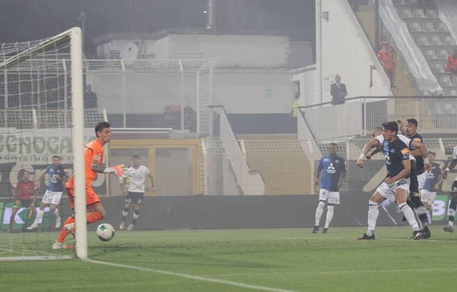 Photo LaPresse - Tano Pecoraro 11 August 2020 City La Spezia - (Italy) Soccer Spezia vs Chievo Italian Football Championship League BKT 2019 2020 - "Alberto Picco " Stadium in the pic: galabinov andrey realizza il gol del 1-0  Copyright: xTanoxPecoraro LaPresse LaPresse x