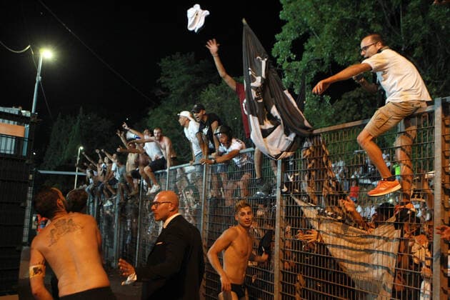 Photo LaPresse - Tano Pecoraro 11 August 2020 City La Spezia - (Italy) Soccer Spezia vs Chievo Italian Football Championship League BKT 2019 2020 - "Alberto Picco" Stadium in the pic: i giocatori dello spezia esultano a fine gara  Copyright: xTanoxPecoraro LaPresse LaPresse x