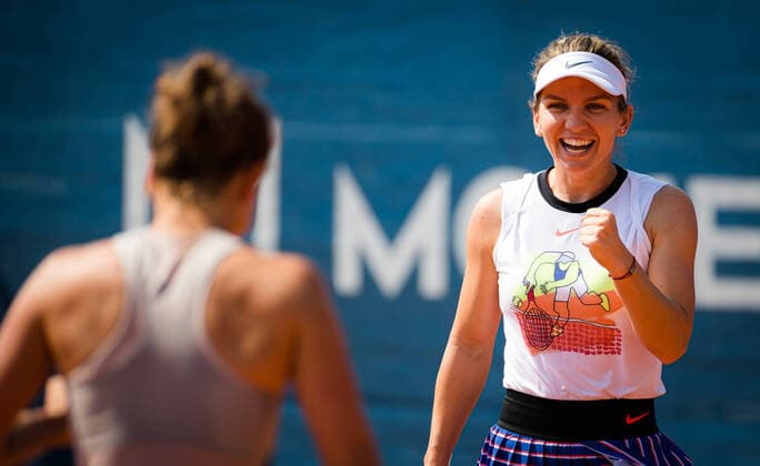 August 12, 2020, Prague, CZECH REPUBLIC: Simona Halep of Romania & Barbora Stryocva of the Czech Republic playing doubles at the 2020 Prague Open WTA, Tennis Damen International tennis tournament Prague CZECH REPUBLIC - ZUMAa181 20200812_zaa_a181_059 Copyright: xRobxPrangex