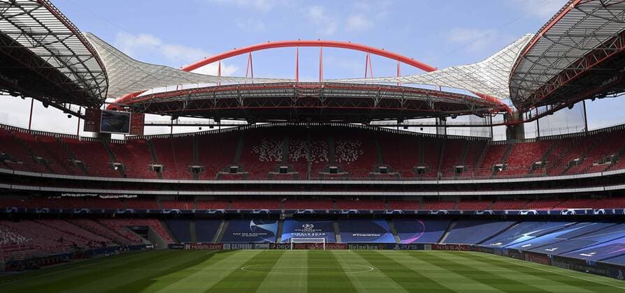 LISBON, PORTUGAL - AUGUST 11: A general view inside the stadium prior to the Atalanta walk around ahead of the UEFA Champions League Quarter Final match between Atalanta and PSG at Estadio do Lisboa e Benfica on August 11, 2020 in Lisbon, Portugal. FOOTBALL : Preparation - Paris Saint Germain vs Atalanta - Phase finale - UEFA Ligue des Champions - Final 8 - Lisbonne - 11 08 2020 Panoramic UEFAPOOL 775545037