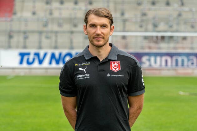 Ken Kaiser Athletics Coach, HFC HFC Hallescher Fussballclub e V 3 Liga, portrait date 2020 2021, Halle Saale Saxony Anhalt Germany