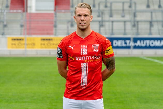 Janek Sternberg HFC HFC Hallescher Fussballclub e V 3 Liga, portrait date 2020 2021, Halle Saale Saxony Anhalt Germany