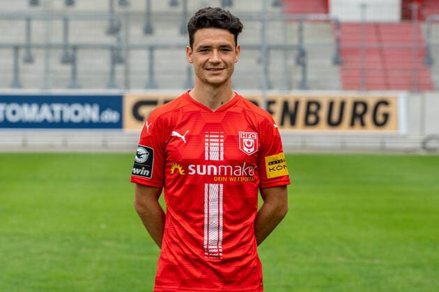 Niklas Landgraf HFC HFC Hallescher Fussballclub e V 3 Liga, portrait date 2020 2021, Halle Saale Saxony Anhalt Germany