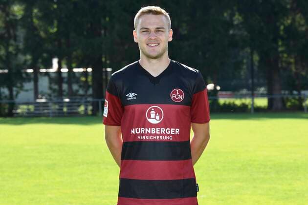 13 08 2020 1 FC Nuernberg FCN Club Season 2020 2021 Photo session Portrait appointment Tim Handwerker 6, 1 FC Nürnberg FCN Single photo Single photo Portrait Portrait Head photo