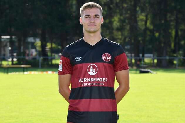 13 08 2020 1 FC Nuernberg FCN Club Season 2020 2021 Photo session portrait appointment Fabian Nürnberger 15, 1 FC Nürnberg FCN single photo single photo portrait portrait head photo