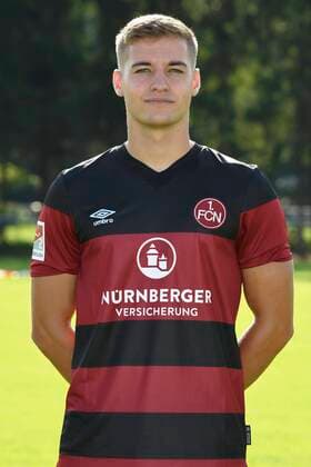 13 08 2020 1 FC Nuernberg FCN Club Season 2020 2021 Photo session portrait appointment Fabian Nürnberger 15, 1 FC Nürnberg FCN single photo single photo portrait portrait head photo