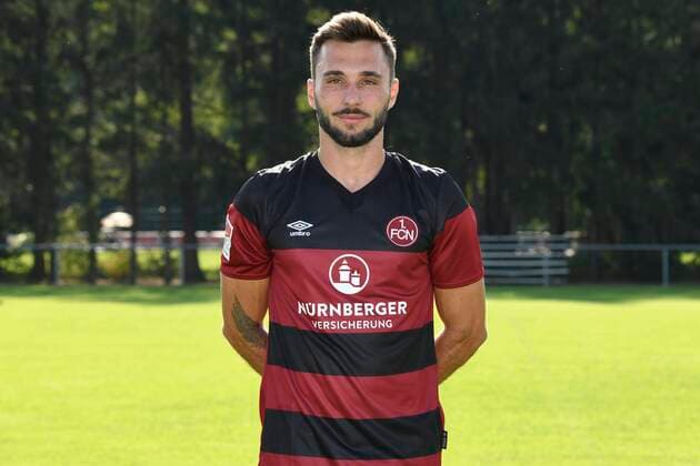 13 08 2020 1 FC Nuernberg FCN Club Season 2020 2021 Photo session Portrait Fabian Schleusener 23, 1 FC Nürnberg FCN Single Photo Single Photo Portrait Portrait Head Photo