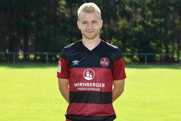 13 08 2020 1 FC Nuremberg FCN Club Season 2020 2021 Photo session portrait appointment Simon Rhein 36, 1 FC Nuremberg FCN single picture single photo portrait portrait head picture