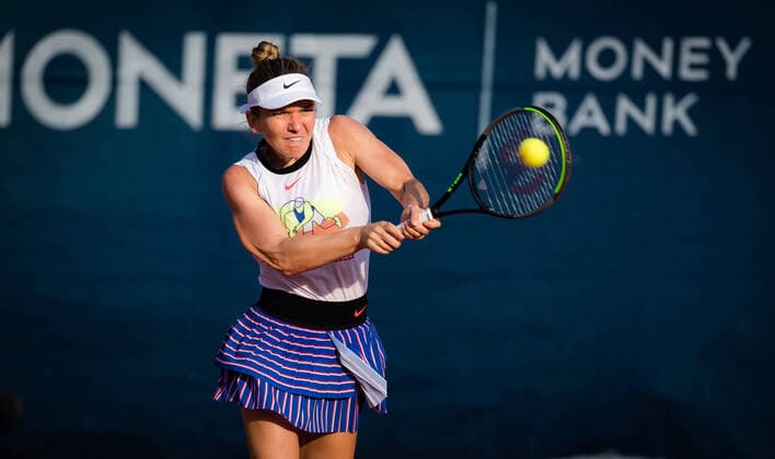 August 13, 2020, Prague, CZECH REPUBLIC: Simona Halep of Romania in action against Barbora Krejcikova of the Czech Republic during the second round at the 2020 Prague Open WTA, Tennis Damen International tennis tournament Prague CZECH REPUBLIC - ZUMAa181 20200813_zaa_a181_150 Copyright: xRobxPrangex