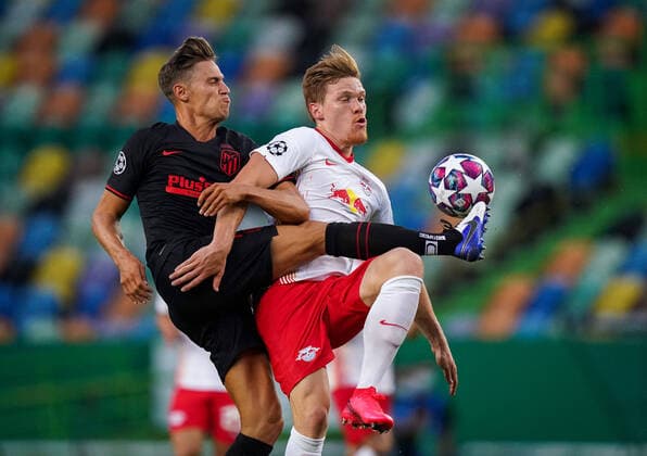 RB LEIPZIG ATLETICO MADRID, Football UEFA Champions League Lisbon, Portugal, 13th August 2020, Marcos Llorente Atletico , Marcel Halstenberg RBL in the quarterfinal UEFA Champions League match final tournament RB LEIPZIG ATLETICO MADRID in Season 2019 2020 Photographer Peter Schatz Pool UEFA REGULATIONS PROHIBIT ANY USE OF PHOTOGRAPHS as IMAGE SEQUENCES and or QUASI VIDEO National and international News Agencies OUT Editorial Use ONLY Lisbon Portugal Poolfoto Peter Schatz Pool ,EDITORIAL USE ONLY