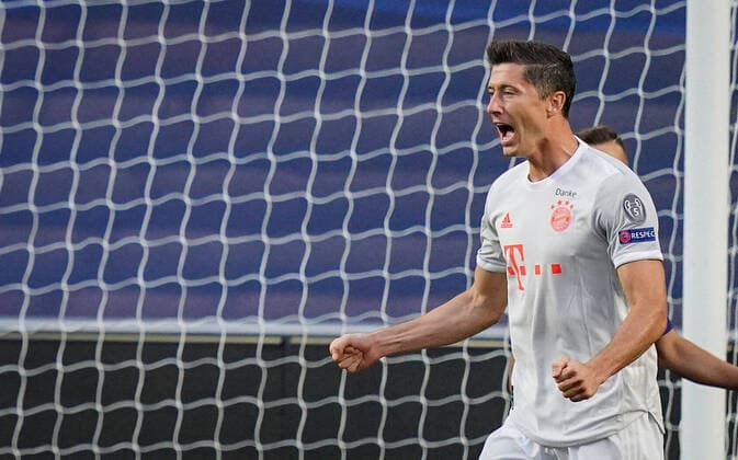 FC BAYERN MUNICH FC BARCELONA , Football UEFA Champions League Lisbon, Lisbon, Portugal, 14th August 2020 Goal celebration Robert Lewandowski Munich in the quarterfinal UEFA Champions League match final tournament FC BAYERN MUNICH FC BARCELONA in Season 2019 2020, FCB, Munich, Barca Photographer Peter Schatz Pool UEFA REGULATIONS PROHIBIT ANY USE OF PHOTOGRAPHS as IMAGE SEQUENCES and or QUASI VIDEO National and international News Agencies OUT Editorial Use ONLY Lisbon Estadio da Luz de Benfica Portugal Poolfoto Peter Schatz Pool ,EDITORIAL USE ONLY