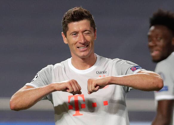 FOOTBALL FC Barcelone vs. Bayern Munich 1 4 Phase final UEFA Champions League Final 8 Lisbonne 14 08 2020 Bayern Munich s Polish forward Robert Lewandowski celebrates after scoring his team s sixth goal during the UEFA Champions League quarter final football match between Barcelona and Bayern Munich at the Luz stadium in Lisbon on August 14, 2020 Lisbonne Portugal Poolfoto Panoramic POOL UEFA ,EDITORIAL USE ONLY