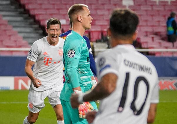 FC BAYERN MUENCHEN FC BARCELONA , Football UEFA Champions League Lisbon, Lisbon, Portugal, 14th August 2020 goal celebrations Robert Lewandowski Munich , Philippe Coutinho Munich and TW Marc Andre ter Stegen Barca disappointed in the quarterfinal UEFA Champions League match final tournament FC BAYERN MUENCHEN FC BARCELONA in Season 2019 2020, FCB, Munich, Barca Photographer Peter Schatz Pool UEFA REGULATIONS PROHIBIT ANY USE OF PHOTOGRAPHS as IMAGE SEQUENCES and or QUASI VIDEO National and international News Agencies OUT Editorial Use ONLY Lisbon Estadio da Luz de Benfica Portugal Poolfoto Peter Schatz Pool ,EDITORIAL USE ONLY