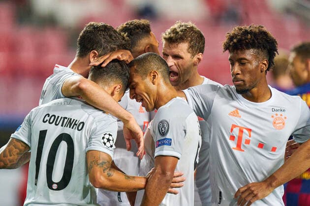 FC BAYERN MUENCHEN FC BARCELONA 8 2 , Football UEFA Champions League Lisbon, Lisbon, Portugal, 14th August 2020 Philippe COUTINHO, FCB 10 celebrates his 7 2 goal, happy, laugh, celebration, with Thiago ALCANTARA, FCB 6 Lucas HERNANDEZ FCB 21 Corentin TOLISSO, FCB 24 Kingsley COMAN, FCB 29 Thomas MUELLER, MÜLLER, FCB 25 Robert LEWANDOWSKI, FCB 9 in the quarterfinal UEFA Champions League match final tournament FC BAYERN MUENCHEN FC BARCELONA 8 2 in Season 2019 2020, FCB, Munich, Barca Photographer Peter Schatz Pool UEFA REGULATIONS PROHIBIT ANY USE OF PHOTOGRAPHS as IMAGE SEQUENCES and or QUASI VIDEO National and international News Agencies OUT Editorial Use ONLY Lisbon Estadio da Luz de Benfica Portugal Poolfoto Peter Schatz Pool ,EDITORIAL USE ONLY