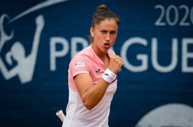 August 15, 2020, Prague, CZECH REPUBLIC: Sara Sorribes Tormo of Spain in action during her quarter-final match at the 2020 Prague Open WTA, Tennis Damen International tennis tournament against Irina-Camelia Begu of Romania Prague CZECH REPUBLIC - ZUMAa181 20200815_zaa_a181_009 Copyright: xRobxPrangex