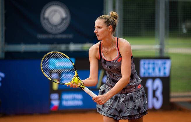 August 15, 2020, Prague, CZECH REPUBLIC: Kristyna Pliskova of the Czech Republic in action during her semi-final match at the 2020 Prague Open WTA, Tennis Damen International tennis tournament against Elise Mertens of Belgium Prague CZECH REPUBLIC - ZUMAa181 20200815_zaa_a181_041 Copyright: xRobxPrangex