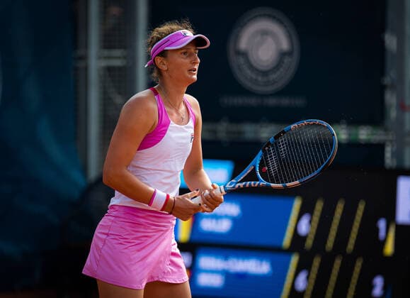 August 15, 2020, Prague, CZECH REPUBLIC: Irina-Camelia Begu of Romania in action during her semi-final match at the 2020 Prague Open WTA, Tennis Damen International tennis tournament against Simona Halep of Romania Prague CZECH REPUBLIC - ZUMAa181 20200815_zaa_a181_125 Copyright: xRobxPrangex