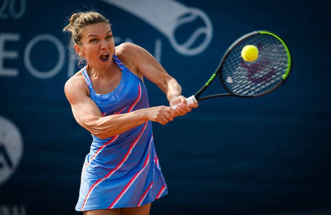 August 15, 2020, Prague, CZECH REPUBLIC: Simona Halep of Romania in action during her semi-final match at the 2020 Prague Open WTA, Tennis Damen International tennis tournament against Irina-Camelia Begu of Romania Prague CZECH REPUBLIC - ZUMAa181 20200815_zaa_a181_129 Copyright: xRobxPrangex