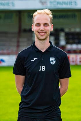 Julian Berger Video analyst Sport Club Verl 1924 3 Liga, portrait date 2020 2021, Copyright: xChristopherxNeundorfx xKirchner-Mediax