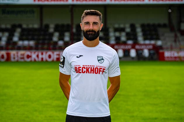 Daniel Mikic Sport Club Verl 1924 3 Liga, portrait date 2020 2021, Copyright: xChristopherxNeundorfx xKirchner-Mediax