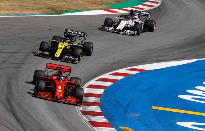 Motorsports FIA Formula One World Championship 2020, Grand Prix of Spain, 5 Sebastian Vettel GER, Scuderia Ferrari Mission Winnow , 3 Daniel Ricciardo AUS, Renault DP World F1 Team , 26 Daniil Kvyat RUS, Scuderia AlphaTauri Honda , Barcelona Spain