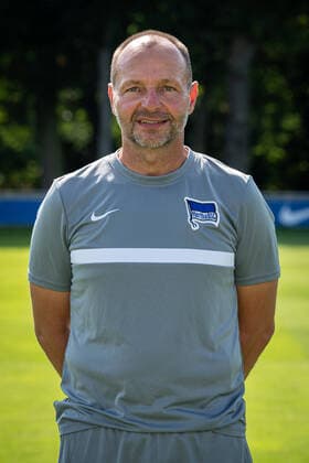 Fussball Berlin 17 08 2020 Season 2020 2021 1 BL DFL Hertha BSC Berlin Portrait date 2020 2021 Zsolt Petry Hertha BSC, Goalkeeping coach