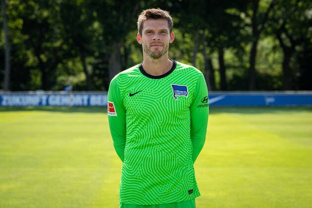 Football Berlin 17 08 2020 Season 2020 2021 1 BL DFL Hertha BSC Berlin Portrait date 2020 2021 Rune Almenning Jarstein Hertha BSC, TW, No 22