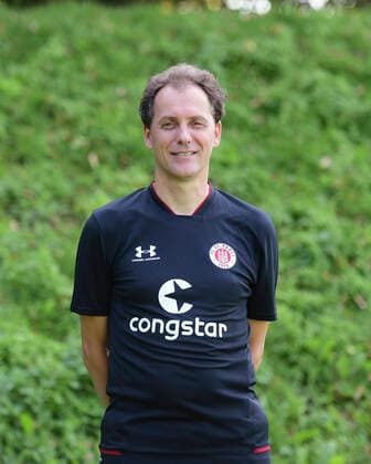 Team doctor Dr Volker Carrero St Pauli 17 08 20, Hamburg, Media Day, FC St Pauli, football, GER, season 2020 2021, 2 Bundesliga, team photo appointment, portrait appointment Witters Pool via Thorsten Baering Poolfoto ,EDITORIAL USE ONLY