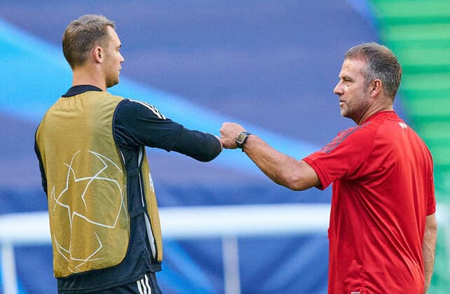 Preview images Football UEFA Champions League FC BAYERN MUENCHEN OLYMPIQUE LYON Lisbon, Lisbon, Portugal, 18th August 2020 Coach Hansi FLICK FCB , team manager, headcoach, coach, Manuel NEUER, FCB 1 in the FCB training session in Estadio Jose Alvalade XXI, football stadium before the semifinal match UEFA Champions League, final tournament FC BAYERN MUENCHEN OLYMPIQUE LYON in season 2019 2020, photographer Peter Schatz Pool UEFA REGULATIONS PROHIBIT ANY USE OF PHOTOGRAPHS as IMAGE SEQUENCES and or QUASI VIDEO National and international News Agencies OUT Editorial Use ONLY Lisbon Estadio Jose Alvalade XXI Portugal Poolfoto Peter Schatz Pool ,EDITORIAL USE ONLY