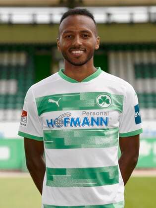 SpVgg Spielvereinigung Greuther Fürth Cloverleaf Season 2020 2021 Photo session Portrait Julian Green 37, SpVgg Greuther Fürth single picture single photo portrait portrait head picture