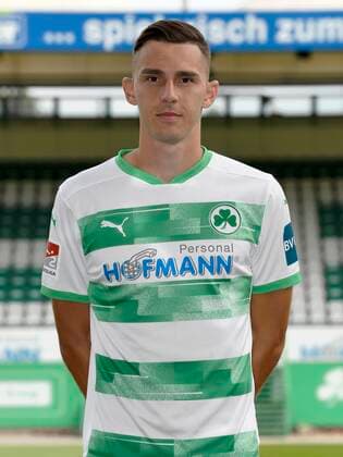 SpVgg Spielvereinigung Greuther Fürth cloverleaf season 2020 2021 Photo session portrait appointment Branimir Hrgota 10 SpVgg Greuther Fürth single photo single photo portrait portrait head photo