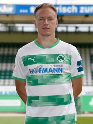 SpVgg Spielvereinigung Greuther Fürth cloverleaf season 2020 2021 Photo session portrait appointment Havard Nielsen 16, SpVgg Greuther Fürth single photo single photo portrait portrait head photo