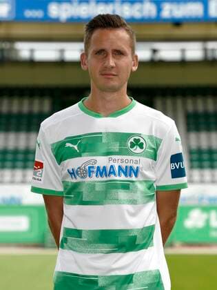 SpVgg Spielvereinigung Greuther Fürth cloverleaf season 2020 2021 Photo session portrait appointment Paul Seguin 33, SpVgg Greuther Fürth single photo single photo portrait portrait head photo