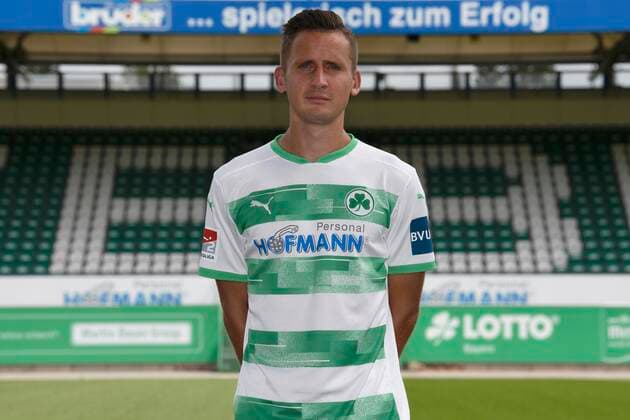 SpVgg Spielvereinigung Greuther Fürth cloverleaf season 2020 2021 Photo session portrait appointment Paul Seguin 33, SpVgg Greuther Fürth single photo single photo portrait portrait head photo