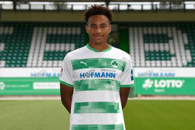 SpVgg Spielvereinigung Greuther Fürth cloverleaf season 2020 2021 Photo session portrait appointment Jamie Leweling 40, SpVgg Greuther Fürth single photo single photo portrait portrait head photo