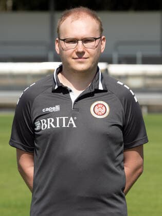 19 08 2020, xjhx, Football 3 Liga, SV Wehen Wiesbaden Photo session season 2020 21 emspor, PortraÌˆttermin 2020 2021, Philipp GruÌˆndler Gruendler Senior Scout Analyst Wiesbaden