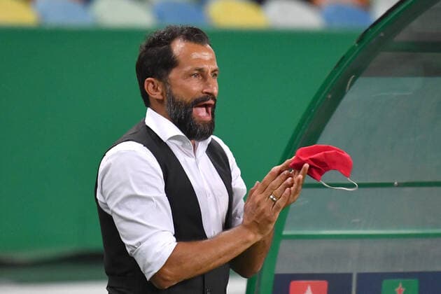 Hasan SALIHAMIDZIC Head of Sports Bayern Muenchen, applauds, applauds, single image, cut single motif, half figure, half figure Football Champions League, semi-final, Olympique Lyon FC Bayern Muenchen M 0 3, on 19 08 2020 at Estadio Jose Alvalade in Lisbon Portugal PHOTO Frank Hoermann SVEN SIMON Pool NO use of any use photographs as image sequences and or quasi video Editorial Use ONLY National and International News Agencies OUT