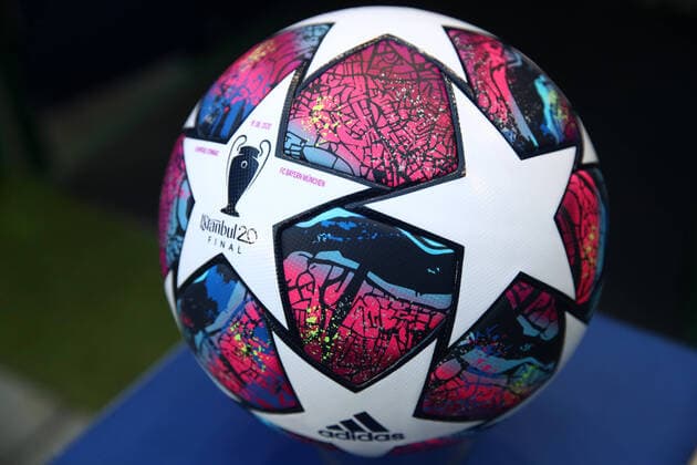 FOOTBALL Bayern Munich vs Olympique Lyonnais 1 2 Phase final UEFA Champions League Final 8 Lisbonne 19 08 2020 LISBON, PORTUGAL AUGUST 19 A detailed view the match ball is seen prior to the UEFA Champions League Semi Final match between Olympique Lyonnais and Bayern Munich at Estadio Jose Alvalade on August 19, 2020 in Lisbon, Portugal Lisbonne Portugal Poolfoto Panoramic POOL UEFA ,EDITORIAL USE ONLY