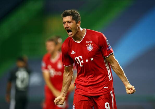 FOOTBALL Bayern Munich vs Olympique Lyonnais 1 2 Phase final UEFA Champions League Final 8 Lisbonne 19 08 2020 LISBON, PORTUGAL AUGUST 19 Robert Lewandowski of Bayern Munich celebrates after scoring his team s third goal during the UEFA Champions League Semi Final match between Olympique Lyonnais and Bayern Munich at Estadio Jose Alvalade on August 19, 2020 in Lisbon, Portugal Lisbonne Portugal Poolfoto Panoramic POOL UEFA ,EDITORIAL USE ONLY