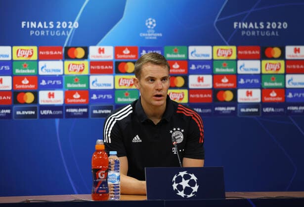 FOOTBALL Bayern Munich vs Olympique Lyonnais 1 2 Phase final UEFA Champions League Final 8 Lisbonne 19 08 2020 LISBON, PORTUGAL AUGUST 19 Manuel Neuer of Bayern Munich speaks to the media during a press conference following the UEFA Champions League Semi Final match between Olympique Lyonnais and Bayern Munich at Estadio Jose Alvalade on August 19, 2020 in Lisbon, Portugal Lisbonne Portugal Poolfoto Panoramic POOL UEFA ,EDITORIAL USE ONLY