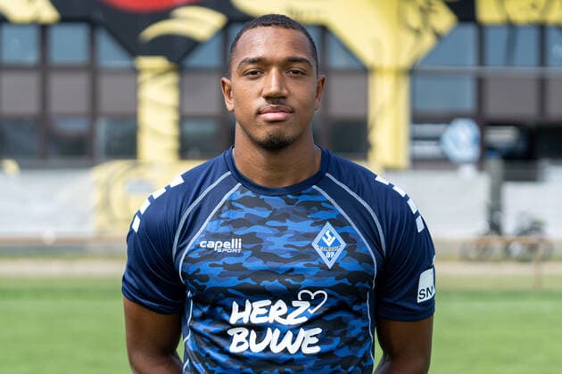 Anton Donkor SV Waldhof Mannheim 3 Liga, portrait date 2020 2021 xozx