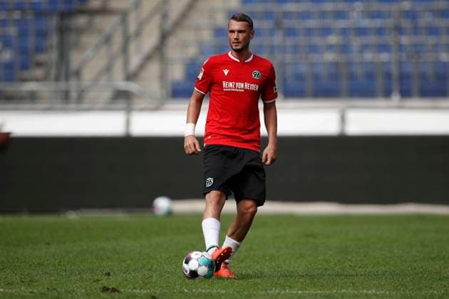 21.08.2020, HDI-Arena, Hannover, Testspiel, Hannover 96 vs KFC Uerdingen 05, im Bild Baris Basdas (23, Hannover) am Ball Hannover 96 vs KFC Uerdingen 05 *** 21 08 2020, HDI Arena, Hanover, Test match, Hanover 96 vs KFC Uerdingen 05, in picture Baris Basdas 23, Hanover on ball Hanover 96 vs KFC Uerdingen 05
