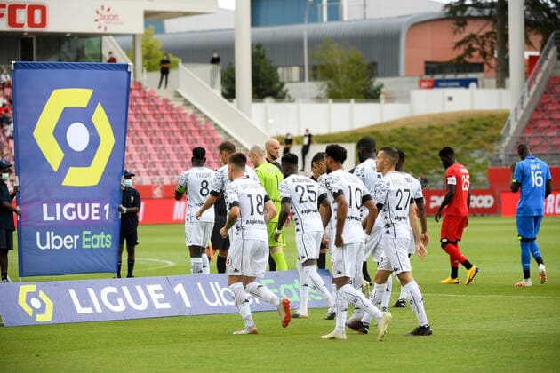 ENTREE DES JOUEURS - EQUIPE DE FOOTBALL D ANGERS FOOTBALL : Dijon vs Angers - Ligue 1 Uber Eats - 22 08 2020 FEP Panoramic 