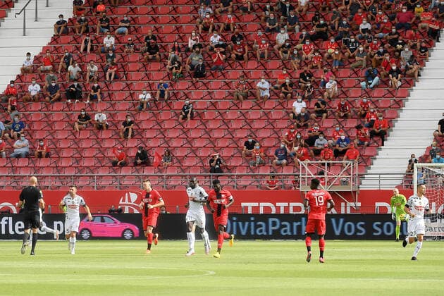 ILLUSTRATION - SUPPORTERS FOOTBALL : Dijon vs Angers - Ligue 1 Uber Eats - 22 08 2020 FEP Panoramic 