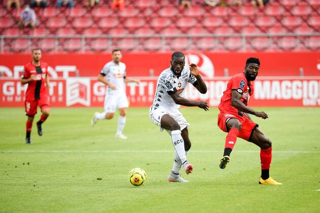 11 WILFRIDE KANGA (SCO) - 25 BRUNO ECUELE MANGA (DIJ) FOOTBALL : Dijon vs Angers - Ligue 1 Uber Eats - 22 08 2020 FEP Panoramic 